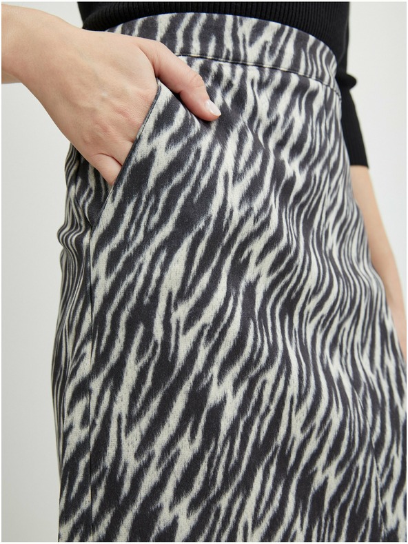 Orsay Čierna dámska vzorovaná sukňa zo semišu ORSAY