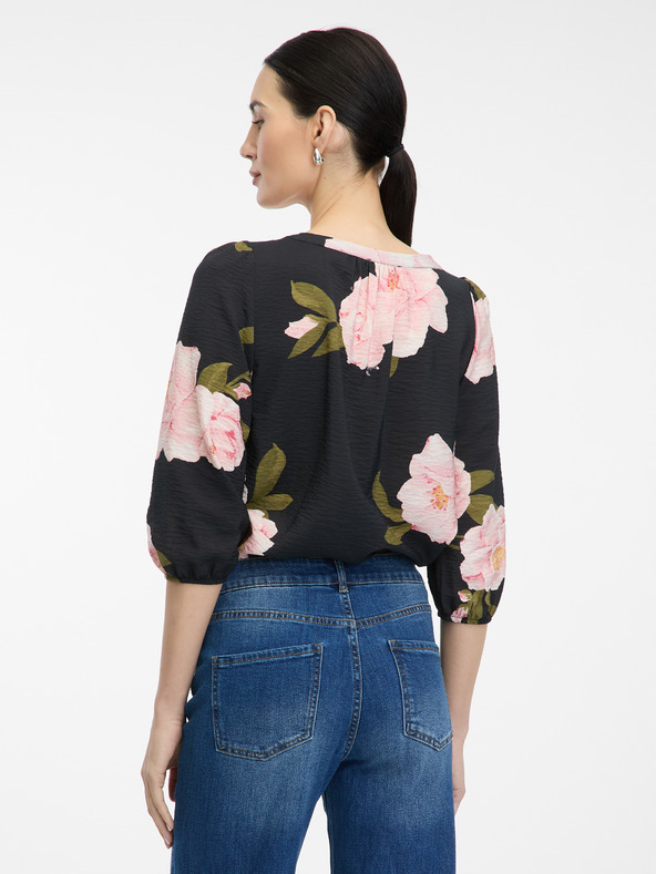 Orsay Čierna dámska blúzka s kvetinovým vzorom ORSAY