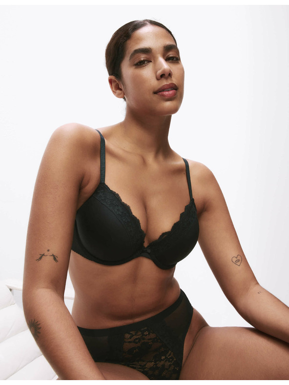 Marks & Spencer Čipkovaná podprsenka na ramienka s kosticami a vystuženými košíčkami, veľkosť 2,5 oz. A-E Marks & Spencer čierna