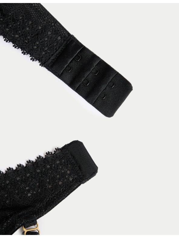 Marks & Spencer Čierna dámska čipkovaná push-up podprsenka s kosticami Marks & Spencer