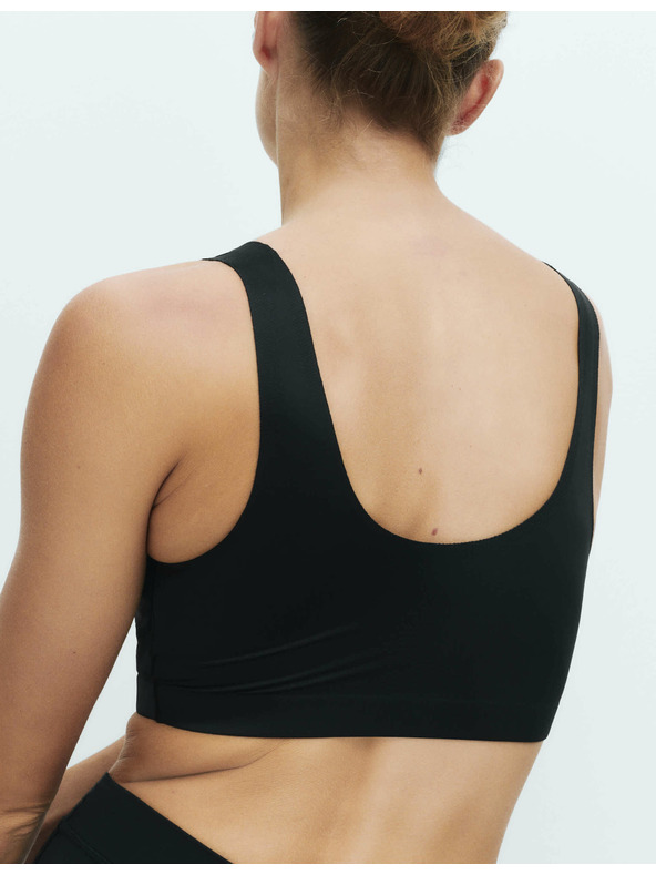 Marks & Spencer Čierna dámska podprsenka s kosticami Marks & Spencer