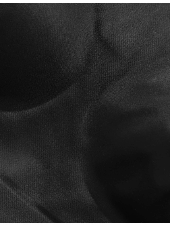 Marks & Spencer Čierna dámska podprsenka s kosticami Marks & Spencer