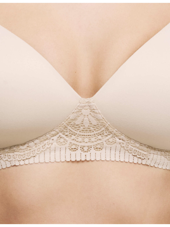 Marks & Spencer Podprsenka Body Soft™ s plnými košíčkami bez kostice, veľkosť 4,5 oz. A-E Marks & Spencer béžová