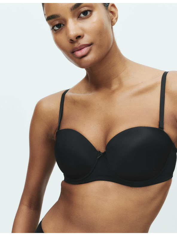 Marks & Spencer Vystužená podprsenka, viacero štýlov nosenia, veľkosť. A-E, 2 ks Marks & Spencer čierna