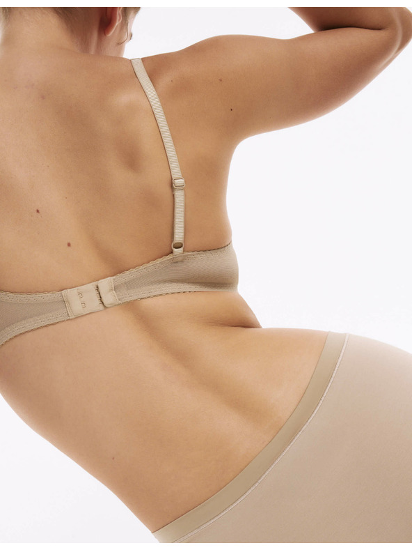 Marks & Spencer Béžová dámska čipkovaná podprsenka Marks & Spencer