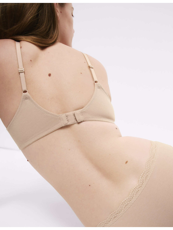 Marks & Spencer Súprava troch dámskych podprseniek s kosticami v béžovej, bielej a čiernej farbe Marks & Spencer