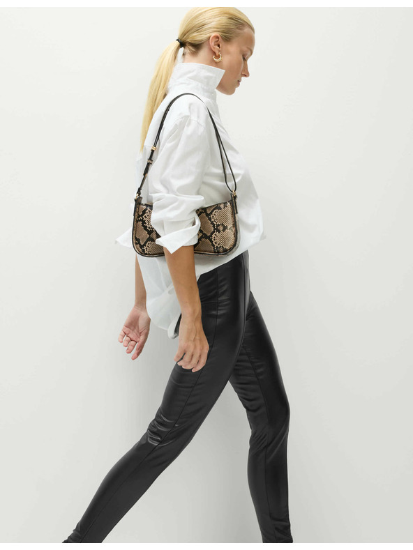 Marks & Spencer Legíny