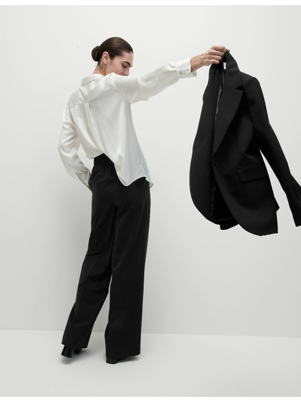 Marks & Spencer Čierne dámske nohavice so širokými nohavicami Marks & Spencer