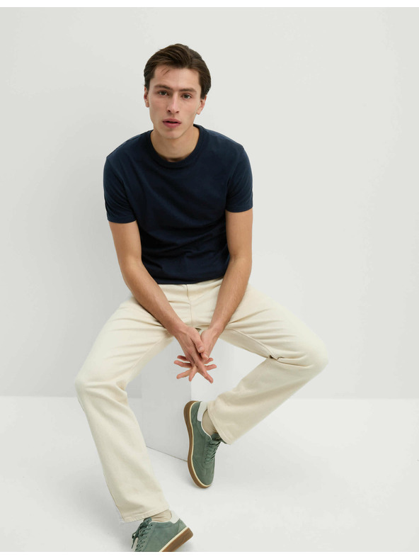 Marks & Spencer Tmavomodrá pánska základná košeľa Marks & Spencer