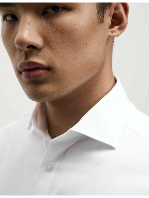 Marks & Spencer Luxusná bavlnená košeľa Marks & Spencer úzkeho strihu s dvojitými manžetami v bielej farbe