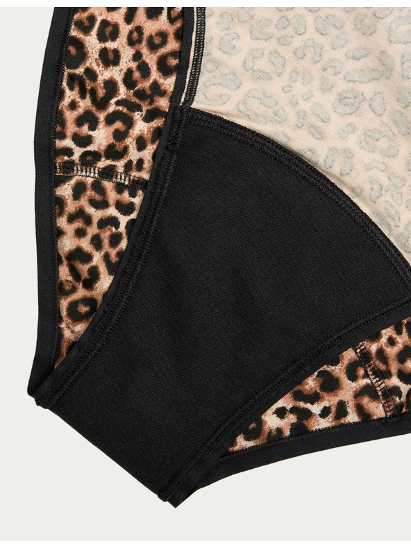 Marks & Spencer Vysoko strihané vysoko absorpčné menštruačné nohavičky, 3 ks Marks & Spencer čierne