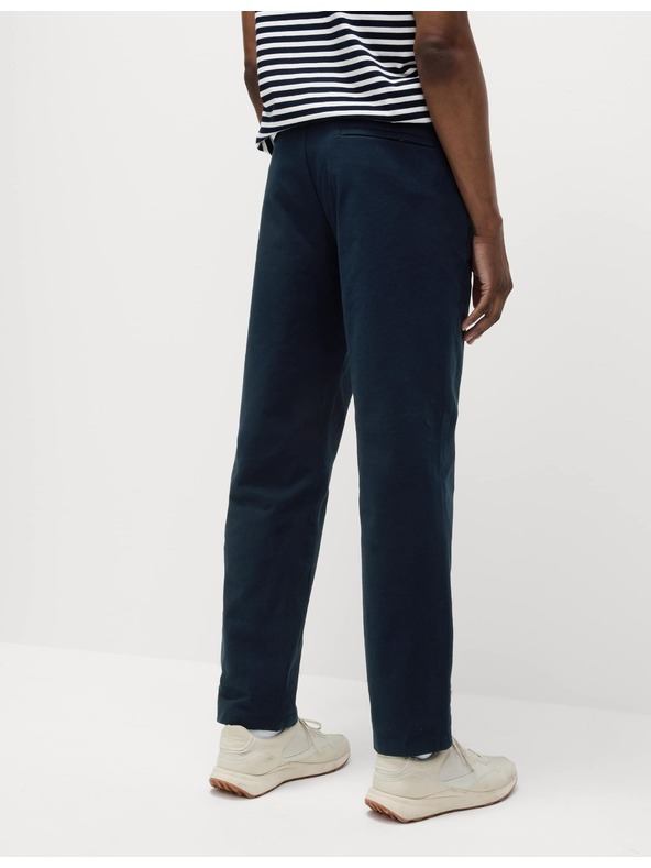 Marks & Spencer The Ultimate Chino nohavice Marks & Spencer námornícka modrá