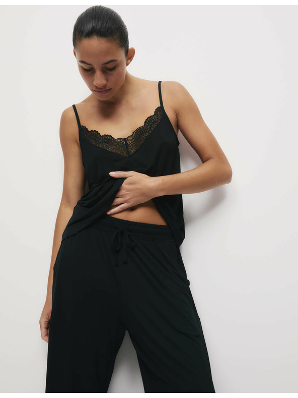 Marks & Spencer Pyžamové nohavice so širokými nohavicami a čipkou Marks & Spencer čierna