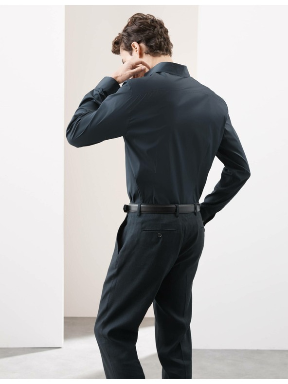 Marks & Spencer Košeľa úzkeho strihu Marks & Spencer námorná modrá