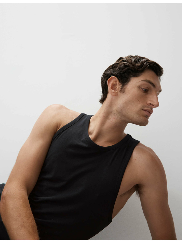 Marks & Spencer Tielko bez rukávov zo Supima® bavlny a modalu Marks & Spencer čierna