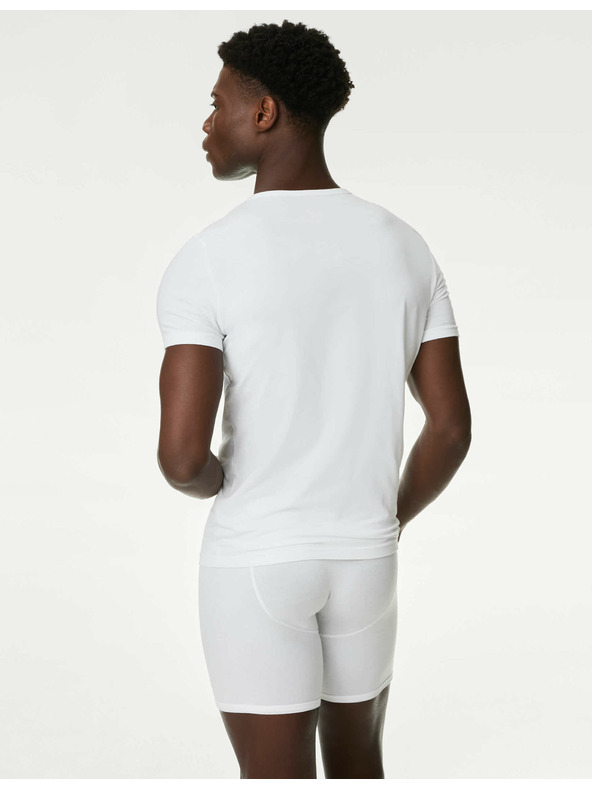 Marks & Spencer Sada troch pánskych základných tričiek v bielej farbe s technológiou Marks & Spencer Cool & Fresh™