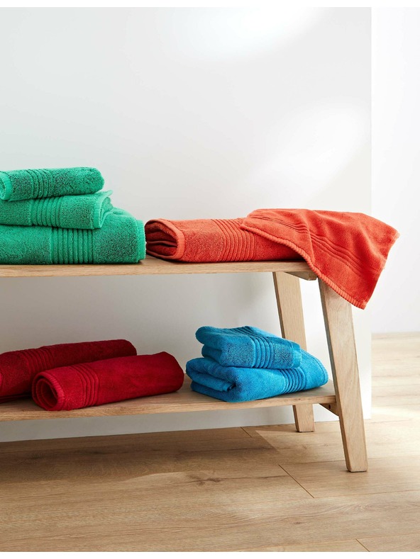 Marks & Spencer Luxusný uterák z egyptskej bavlny Marks & Spencer červená