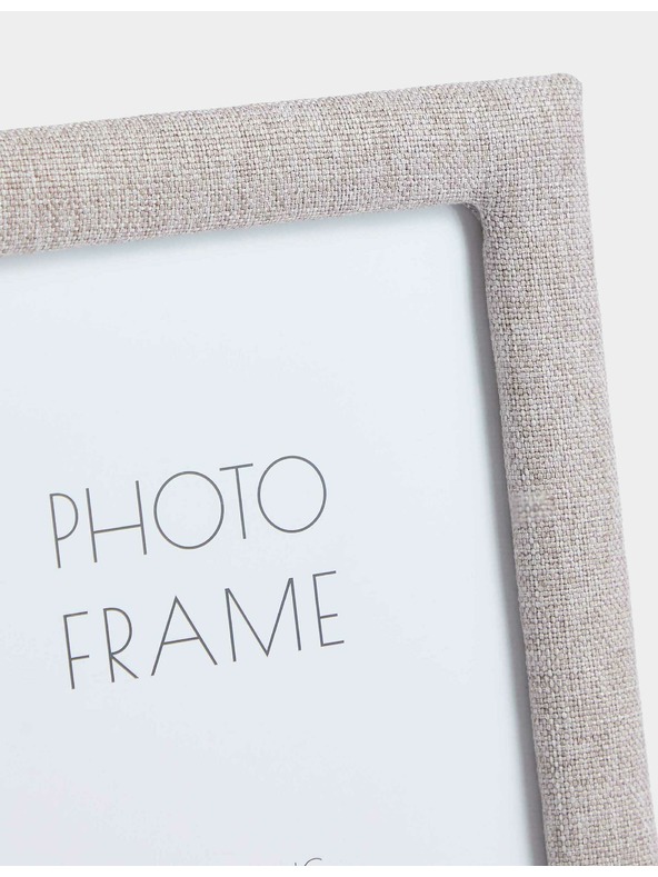 Marks & Spencer Látkový fotorámček 10 x 15 cm Marks & Spencer šedá