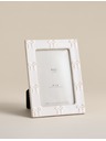 Marks & Spencer Fotorámček s keramickou mašľou 4x6 palcov Marks & Spencer biela
