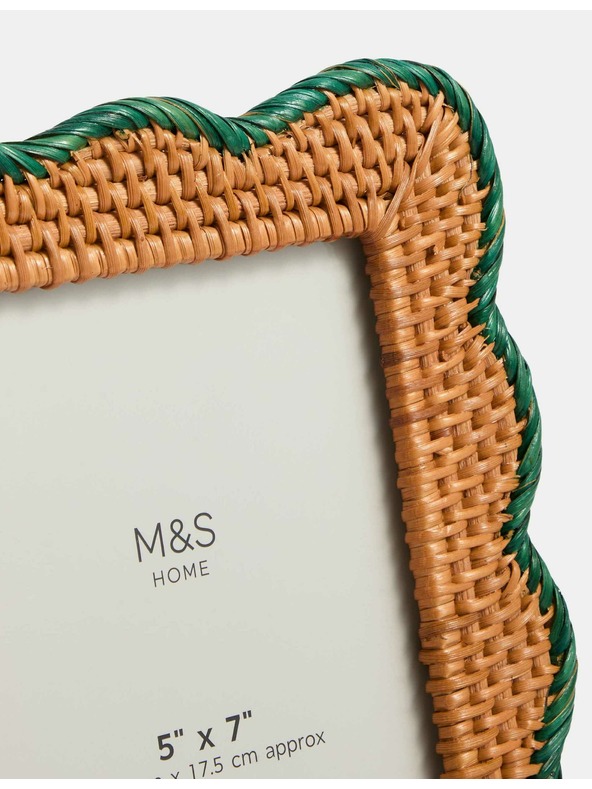 Marks & Spencer Voňavá sviečka s vôňou kadidla a myrhy Marks & Spencer béžová