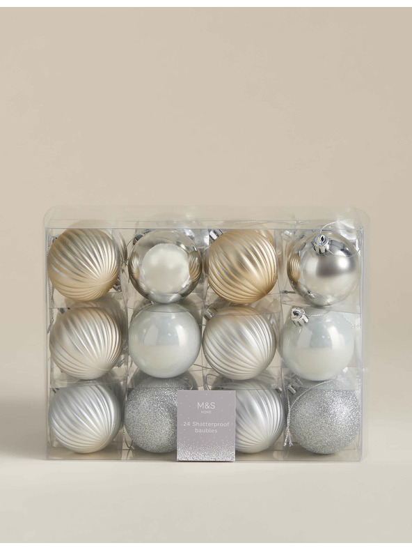 Marks & Spencer Rôznofarebné nezničiteľné vianočné gule, sada 24 ks Marks & Spencer biela