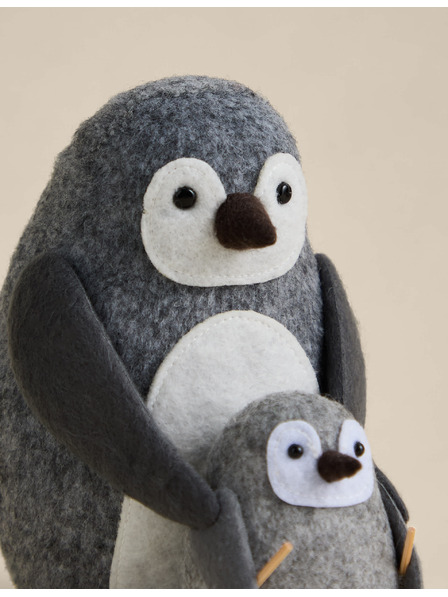 Marks & Spencer Dvojitá dekorácia do izby s tučniakom z plsti Marks & Spencer sivá