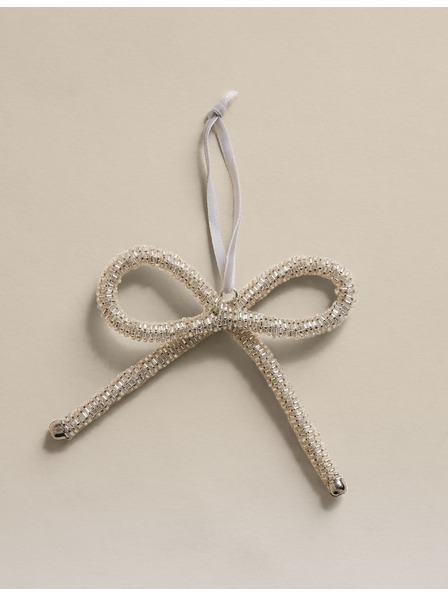 Marks & Spencer Závesná ozdoba s korálikmi Marks & Spencer strieborná