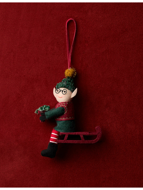 Marks & Spencer Závesná plstená dekorácia v podobe elfa Marks & Spencer červená
