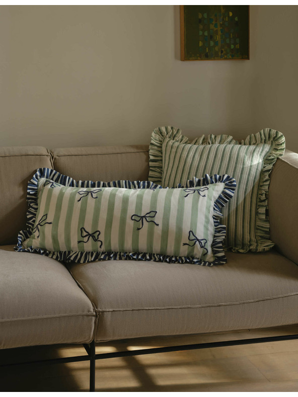 Marks & Spencer Vankúšik s prúžkami, s vysokým podielom bavlny Marks & Spencer zelená