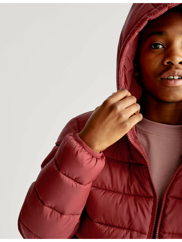 Marks & Spencer Ľahký zateplený kabát s technológiou Stormwear™ (2–16 rokov) Marks & Spencer červená