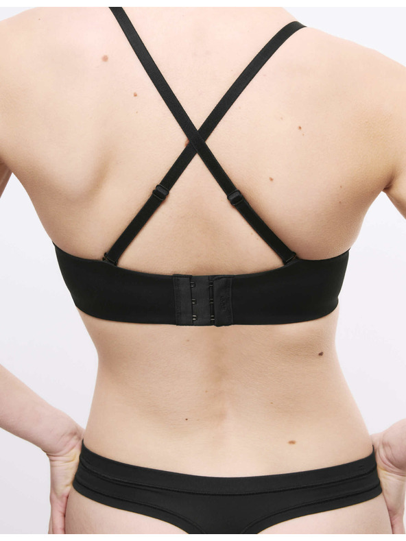 Marks & Spencer Podprsenka Flexifit™ s kosticami a viac možnosťami nosenia, veľ. A–E Marks & Spencer čierna