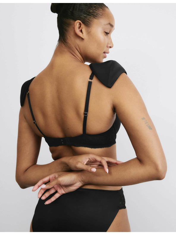 Marks & Spencer Saténové ramenné vložky Marks & Spencer čierna