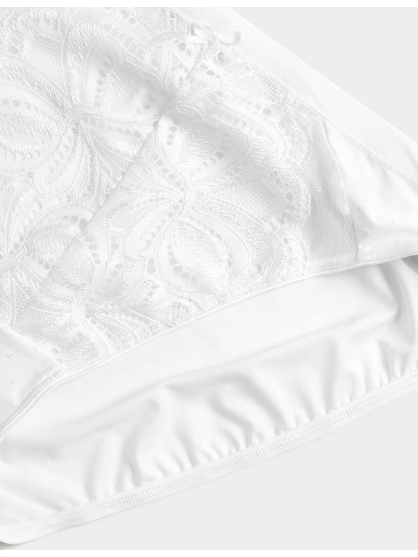 Marks & Spencer Vysoko strihované čipkované nohavičky Amelia, 3 ks v balení Marks & Spencer biela