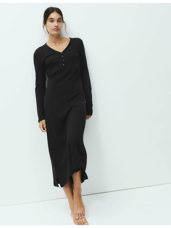 Marks & Spencer Rebrovaná nočná košieľka Henley s dlhými rukávmi Marks & Spencer čierna