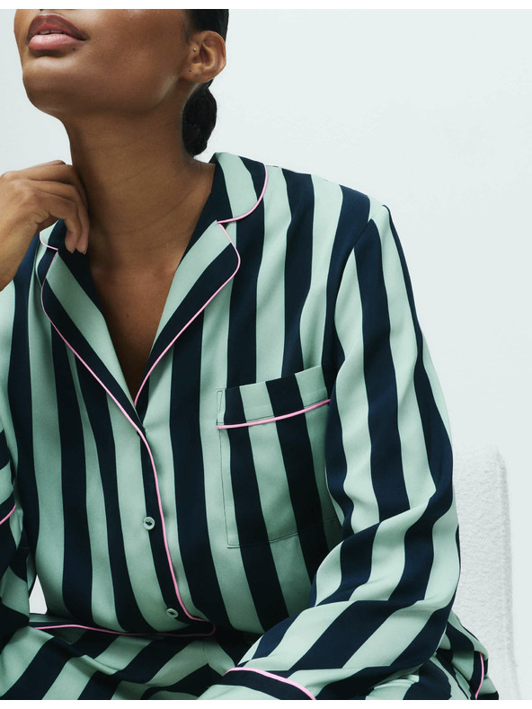 Marks & Spencer Pruhovaná pyžamová súprava so širokými nohavicami a légou Marks & Spencer zelená