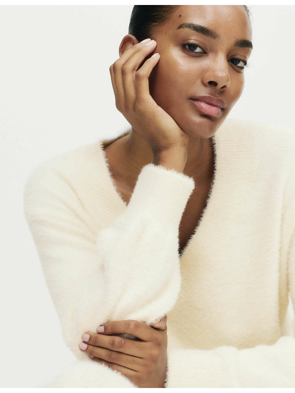 Marks & Spencer Pohodlný pletený pápierový pyžamový top s výstrihom do V Marks & Spencer smotanová