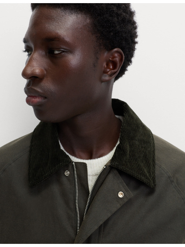 Marks & Spencer Menčestrová voskovaná bunda z čistej bavlny Marks & Spencer zelená