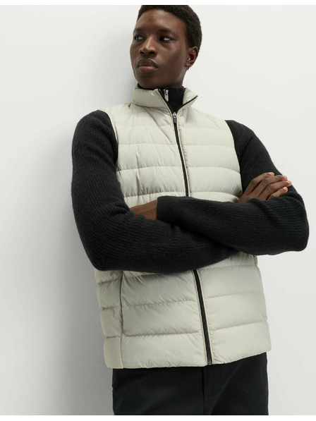 Marks & Spencer Ľahká vesta polstrovaná perím a prachovým perím Marks & Spencer béžová