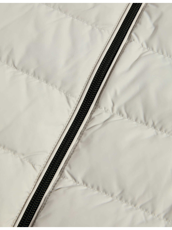 Marks & Spencer Ľahká vesta polstrovaná perím a prachovým perím Marks & Spencer béžová