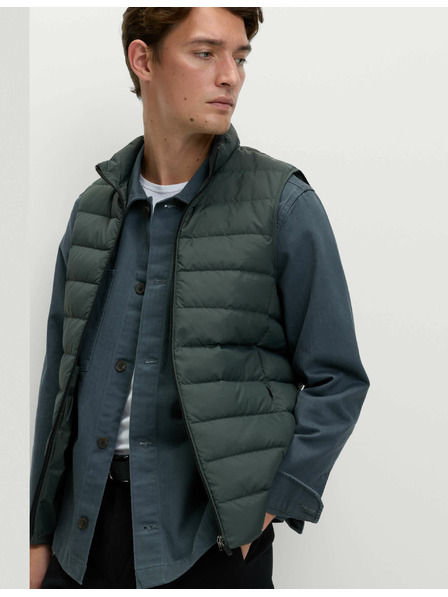 Marks & Spencer Ľahká vesta polstrovaná perím a prachovým perím Marks & Spencer zelená