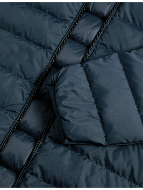 Marks & Spencer Ľahká bunda s perím a prachovým perím Marks & Spencer námorná modrá