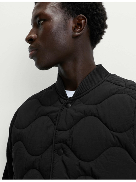 Marks & Spencer Vesta s technológiou Thermowarmth™ Marks & Spencer čierna