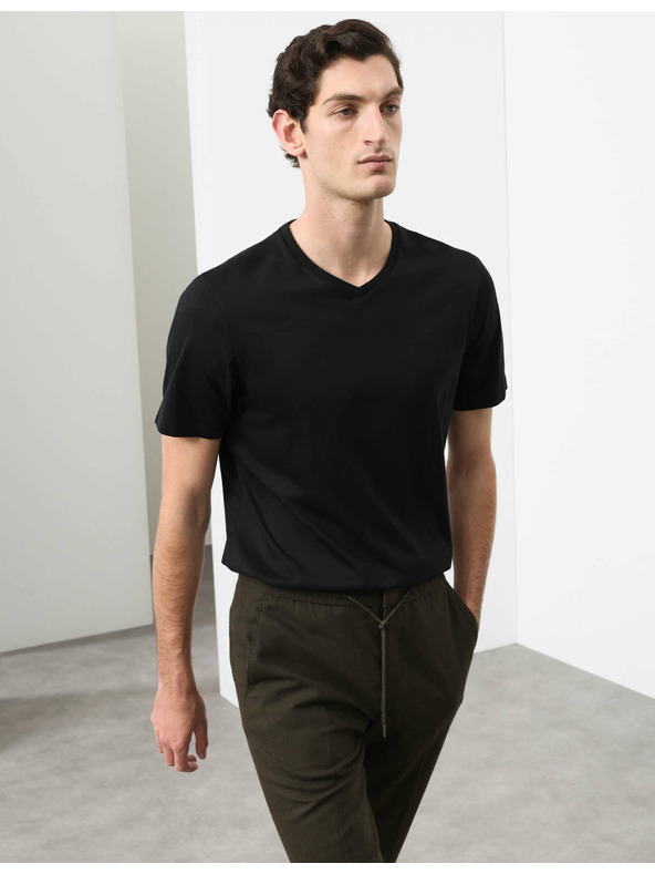 Marks & Spencer Tričko s výstrihom do V, z čistej bavlny Supima® Marks & Spencer čierna