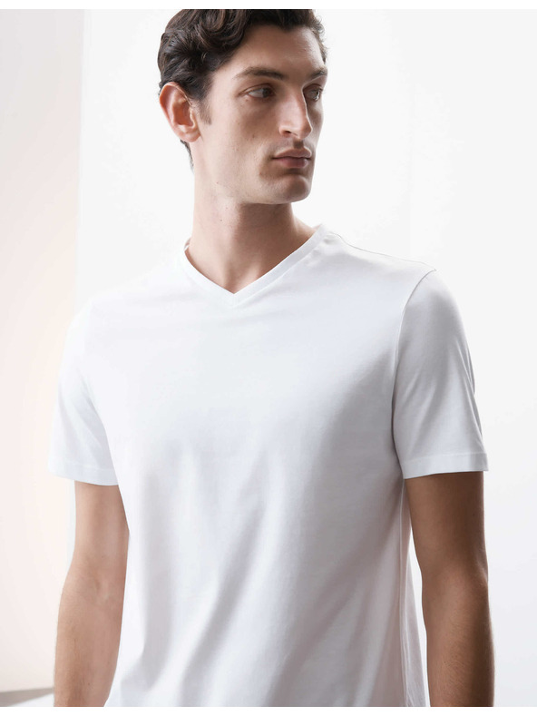 Marks & Spencer Tričko s výstrihom do V, z čistej bavlny Supima® Marks & Spencer biela