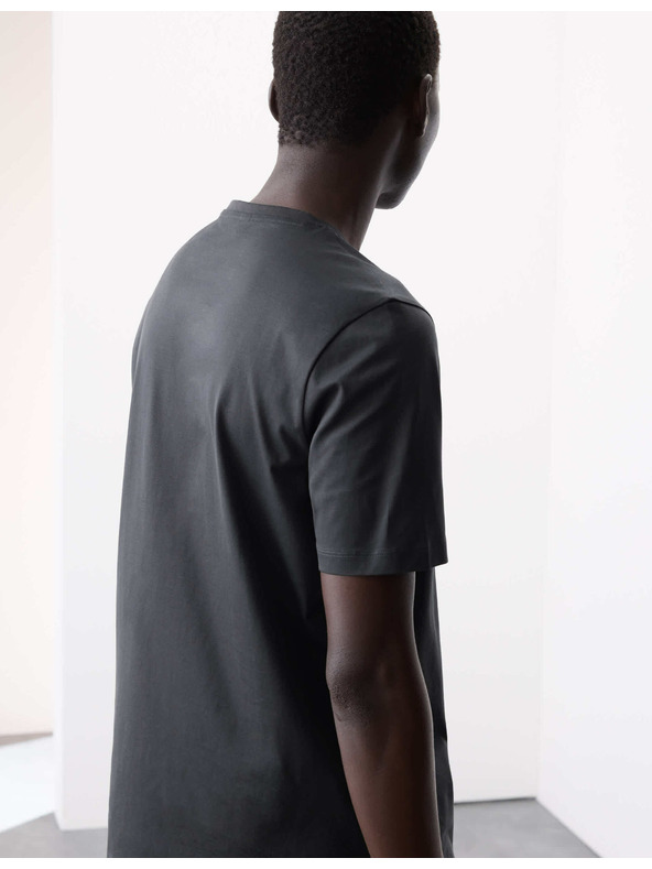 Marks & Spencer Tričko z prémiovej bavlny, úzky strih Marks & Spencer sivá