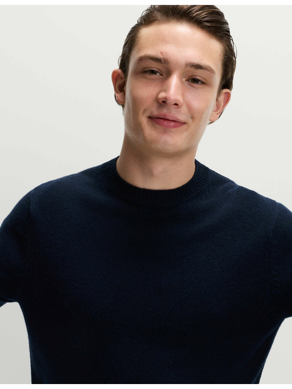 Marks & Spencer Sveter s výstrihom ku krku z jahňacej vlny Marks & Spencer námorná modrá