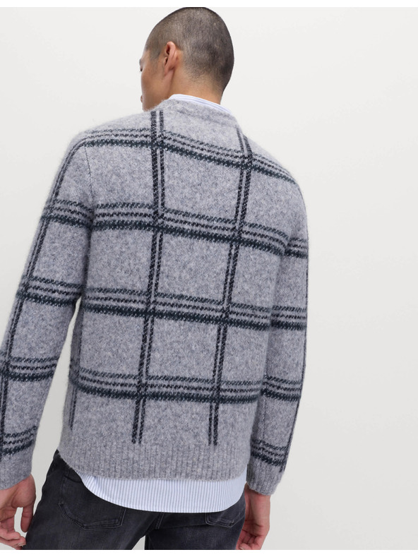 Marks & Spencer Kockovaný sveter so stojačikom a rozmazaným efektom Marks & Spencer sivá