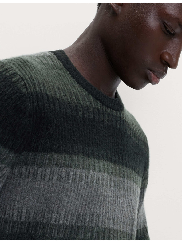 Marks & Spencer Super mäkký pruhovaný sveter s okrúhlym výstrihom a vlnou Marks & Spencer zelená