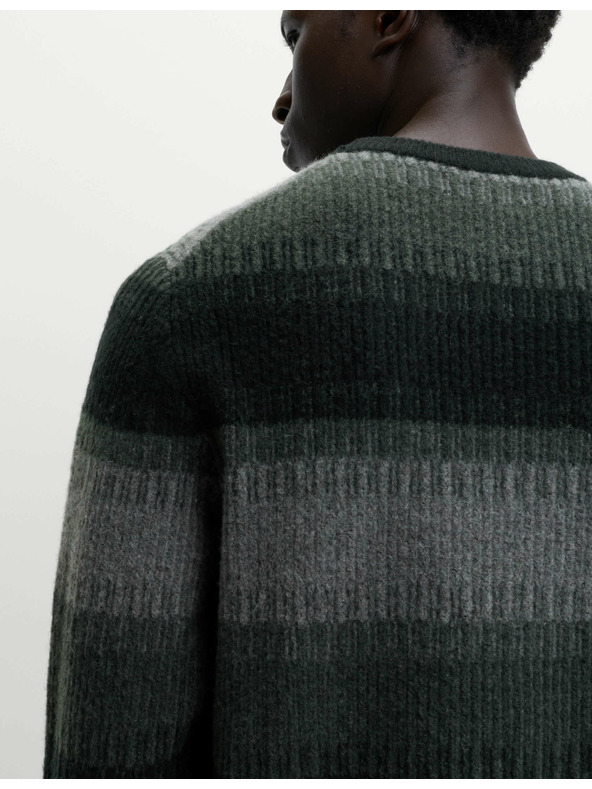 Marks & Spencer Super mäkký pruhovaný sveter s okrúhlym výstrihom a vlnou Marks & Spencer zelená