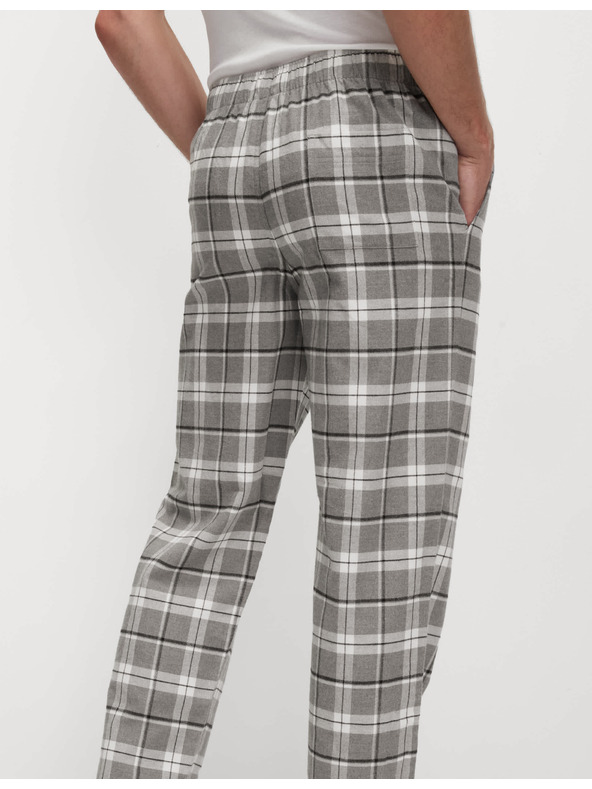 Marks & Spencer Kockované domáce nohavice z čistej bavlny Marks & Spencer sivá